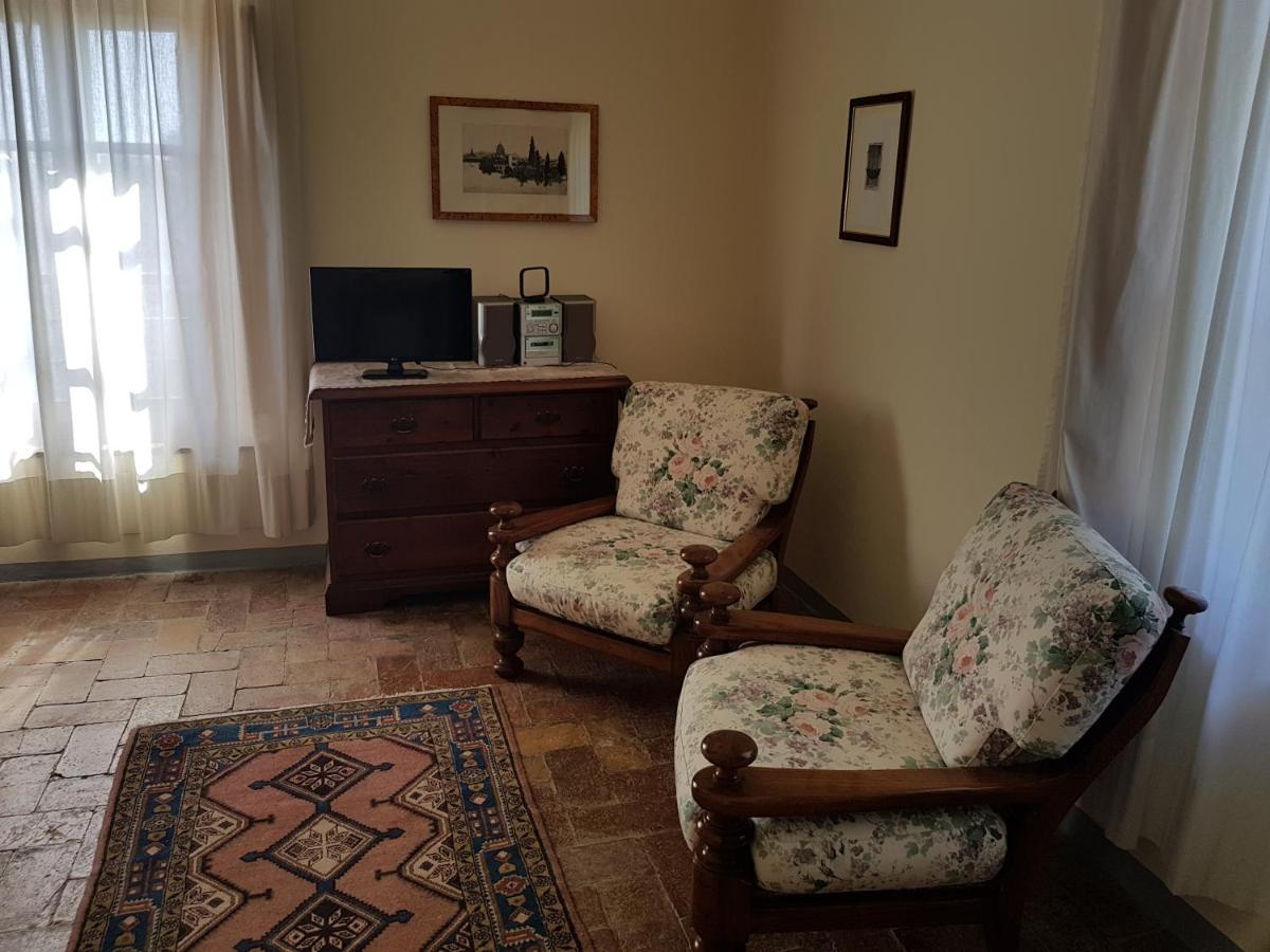 Agriturismo Casa Montecucco Giuncarico 外观 照片