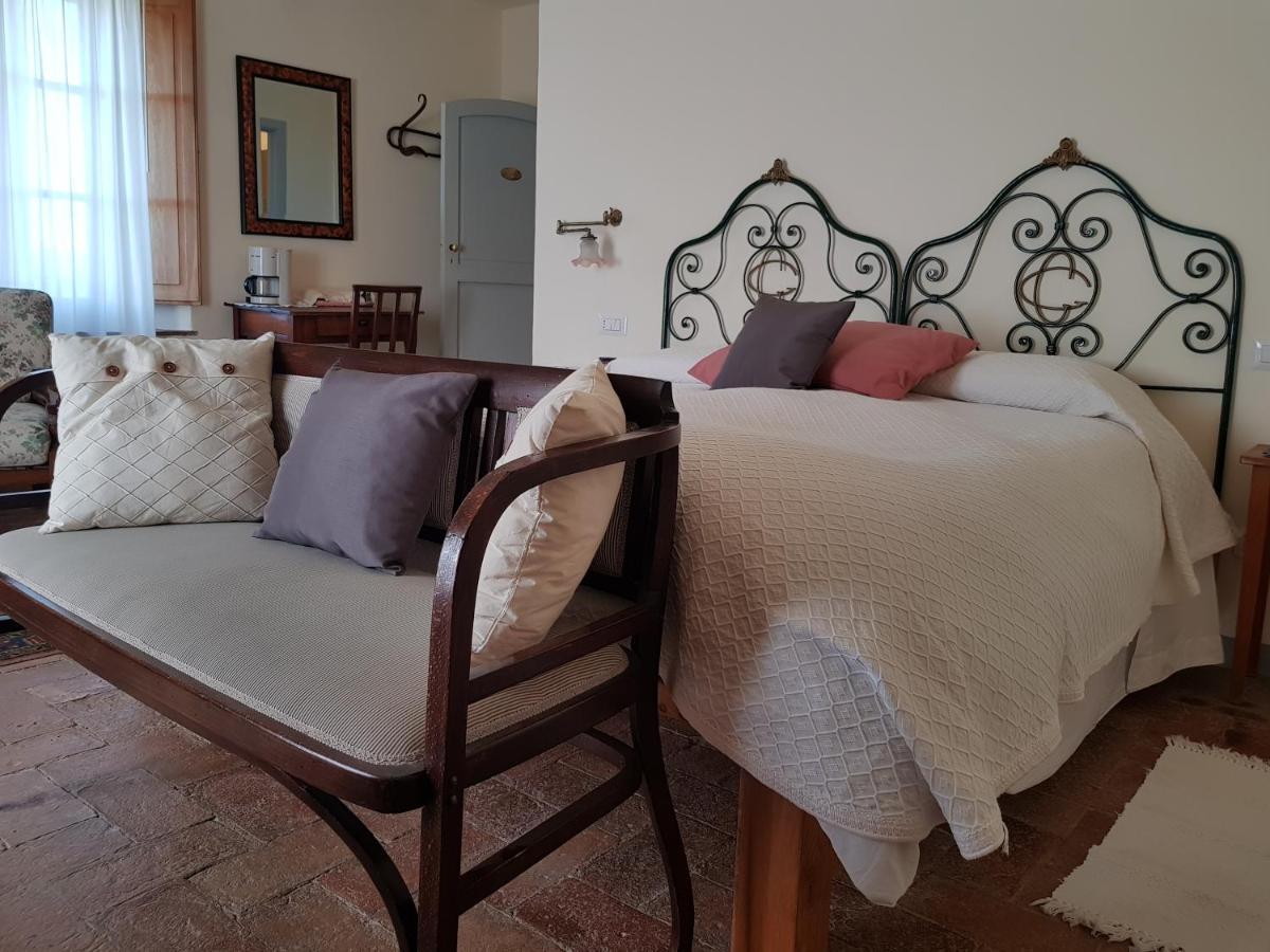 Agriturismo Casa Montecucco Giuncarico 外观 照片